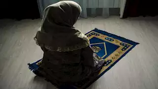 ما هو أقل ما تدرك به المرأة الصلاة حال انقطاع الحيض عنها؟.. الإفتاء تجيب